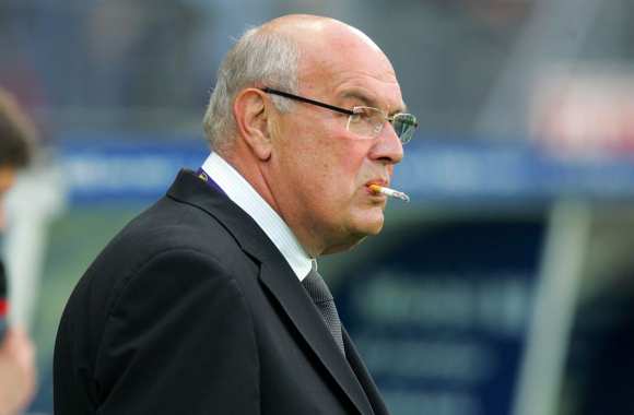 Pour autant, les années 2000, marquées par l’arrivée de Jean-Claude Plessis à la tête du club, feront renaître le FC Sochaux-Montbéliard avec une génération dorée comportant Benoît Pedretti ou Pierre-Alain Frau.