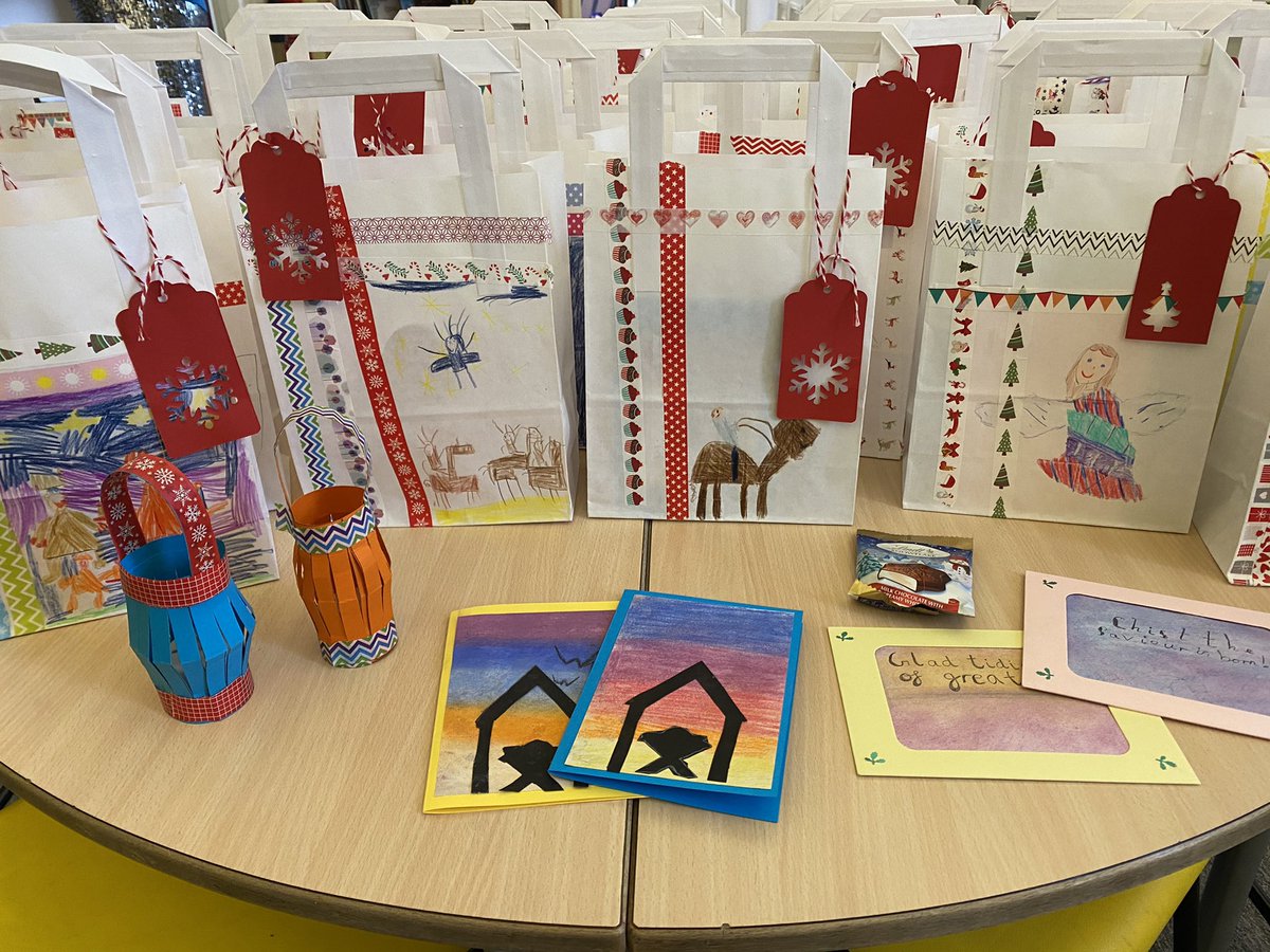 StPetersJunior's tweet photo. In December, every child made a contribution to a gift bag, delivered to members of our church community, alone at Christmas. “Many thanks for the beautiful cards and presents you gave us to celebrate Christmas. It was very thoughtful of you”. #SchoolsInCommunities @CofEGuildford https://t.co/mbwN9jwARD