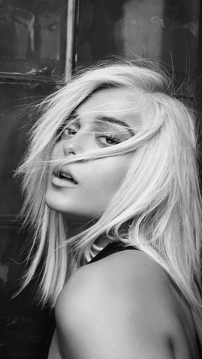 fileswallpaper's tweet photo. Bebe Rexha
🔁+❤️ https://t.co/daBvK2NglX