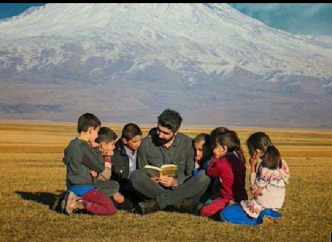 sarpkayanecmiye's tweet photo. • bir insanı kazanmak istiyorsanız, ona vakit ayırın. https://t.co/GCCWwAWvLM