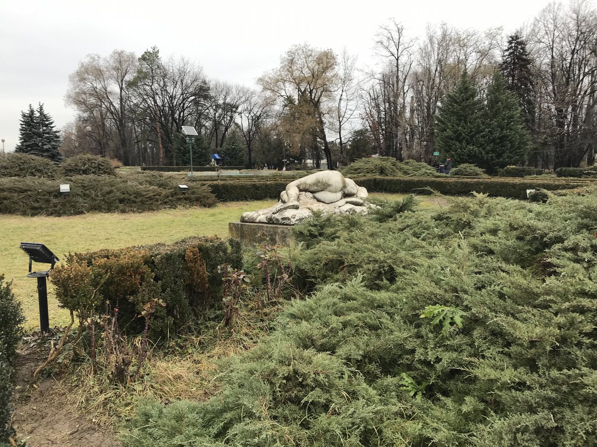 GrumTrav's tweet photo. #Herăstrău today. Quieter than expected but then it is a bit nippy out. Pic shows Marin’s Sleeping Nymph https://t.co/Q3EhhqEsid