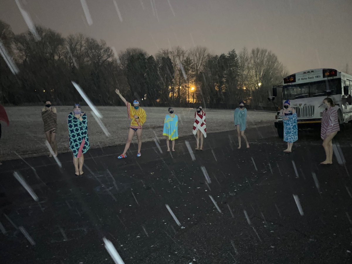 RAC_YMCA's tweet image. Rowan Senior Y swim team: swim, snow party &amp;amp; splash! To join team- some space is available for kids who can swim, ages 7&amp;amp; up: 704-636-0111 x207 #jfhurleyfamilyymca #raisedbyRAC #rocabymca #rowancountyNC #SalisburyNC