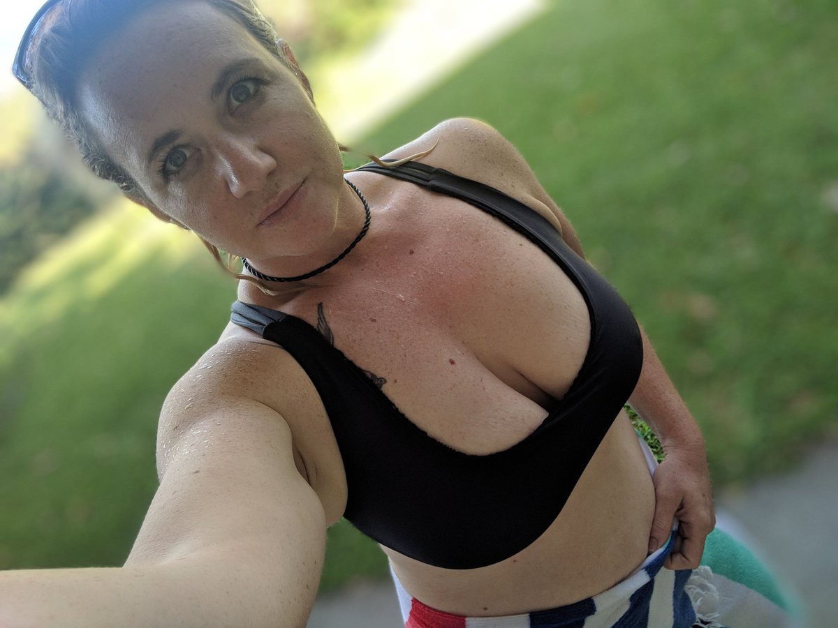 tj_author's tweet image. Throwback to 2018