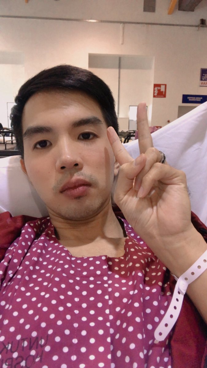 Banyak sangat tweet about how bad is the treatment di pusat kuarantin Maeps Serdang. Let me make it short.Food 4/5Toilet 4/5Frontliners treatment 4/5Aircond 24/7 Tempat berasap disediakanSyarat penting kat sini jangan minta ubat. Kalau tak kena extend  Sekian.