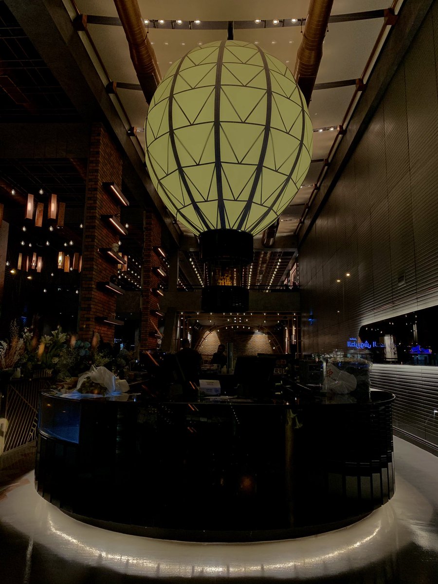 Mhd_093's tweet photo. جديد الرياض 🤩

مطعم وكافيه CANVAS 🎈🎠🎪

الديكور جميل بكل معنى الكلمة خصوصاً حركة المنطاد الكبير فوق البار 😍

المكان يستحق الزيارة 👌🏻✨

المطعم يقدم مأكولات عالمية 👍🏻

وهذا المنيو :
https://t.co/Vwnn973HiO

•يتطلب حجز 
0554050097

الموقع📍
https://t.co/pakNxPK6tK https://t.co/hAhdjI3EbU