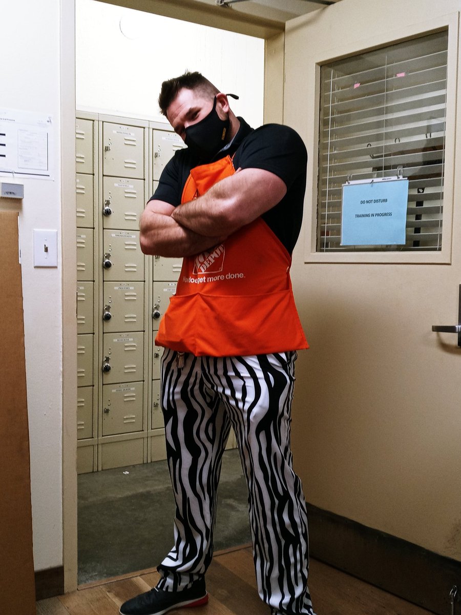 It's not work if you're having fun!!! Store 0357 #myASMiscoolerthanyours 🤣🤣 <a href="/PfeifferDepot21/">Andrew pfeiffer</a> <a href="/LombardParker/">Parker Lombard</a> <a href="/jxh076/">james hickingbottom</a> <a href="/MistyUsher8/">Misty Usher</a>