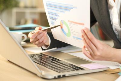 StonebridgeFP's tweet photo. The Covid-19 pandemic has changed how things work in many lines of businesses, and financial advisors are no exception. As advisors spend more time talking with clients remotely from home, the long-term impact on the industry might  https://t.co/6bAhLa0XwH https://t.co/saf7dwrBIW