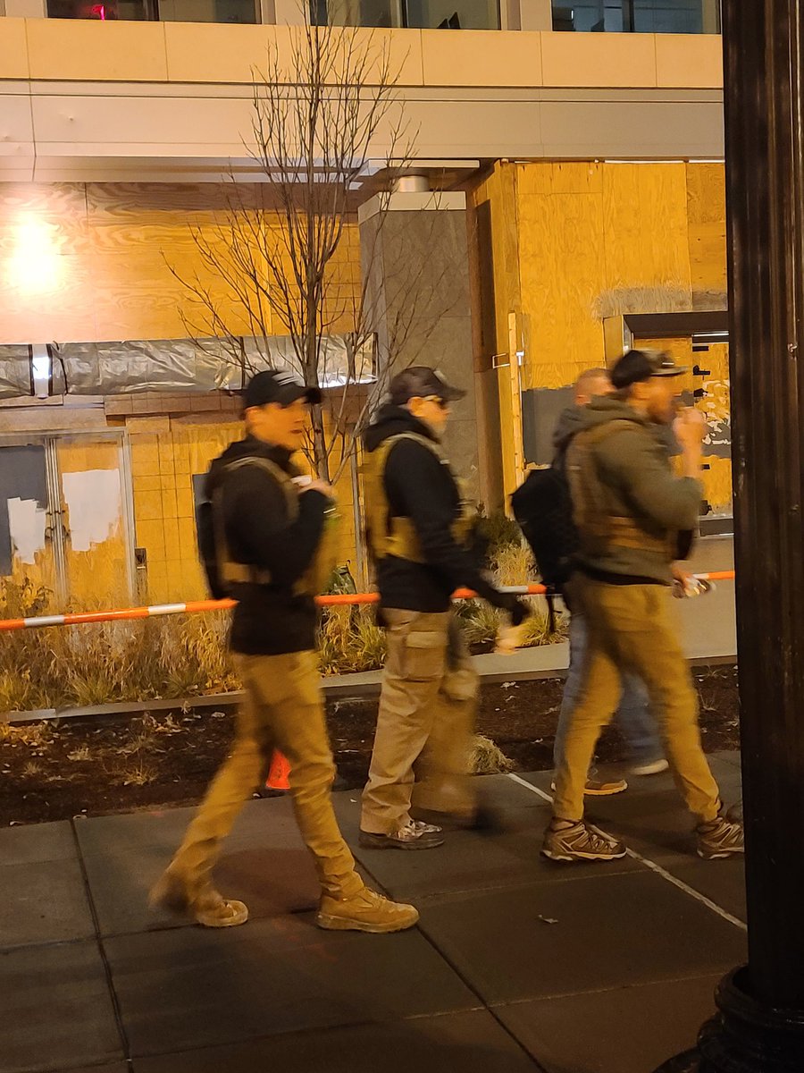 The plaza had several folks from trump supporters, to suspected proud boys, to just random tourists. Come through. Always greeted with resistance if the mask wasn't on. Guy in first photo was offering sandwiches as a reason for no mask. 42/