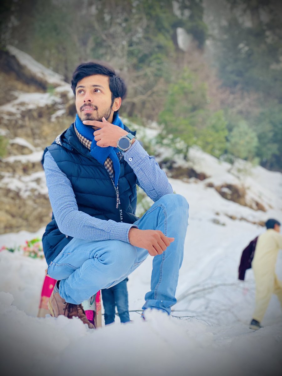 alihaiderofficl's tweet photo. “Be iN lOve wiTh yoUr Life. EveRy miNutE oF iT.”
#AliHaider #photostyle #murreehills #Ayubia #pullandbear #focus #model #pakistanimodel #modelshoot #modeling #photography #photoshoot #photoshootstyling
#pakistan #Ali #modelphotography #Celebrity #snow #snowfall #murree https://t.co/BrMjgSGjgD
