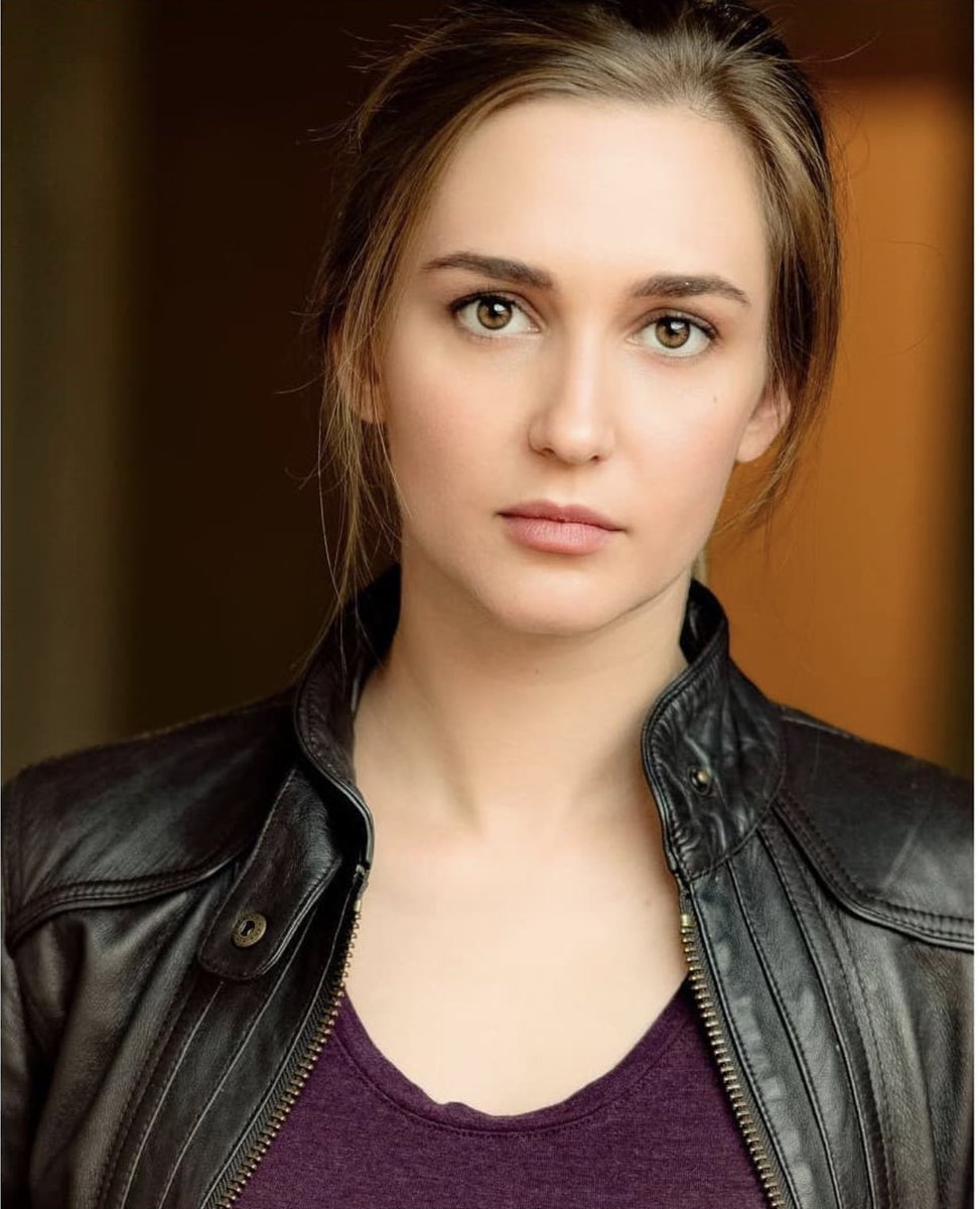 EarpinAsia's tweet photo. Happy #KATurday fam #Earpers stay safe and healthy ❤️ https://t.co/D8pCt3tBfW