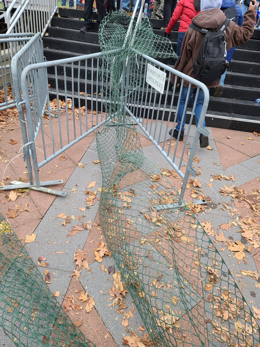 As we make our way left off 3rd and penn, we are nearing the base of the capitol. Lots of flags and poles, people talking about dragging folks out, how they are the real winners and other violent talk. As I get close to steps I see the barricade has been moved. 58/