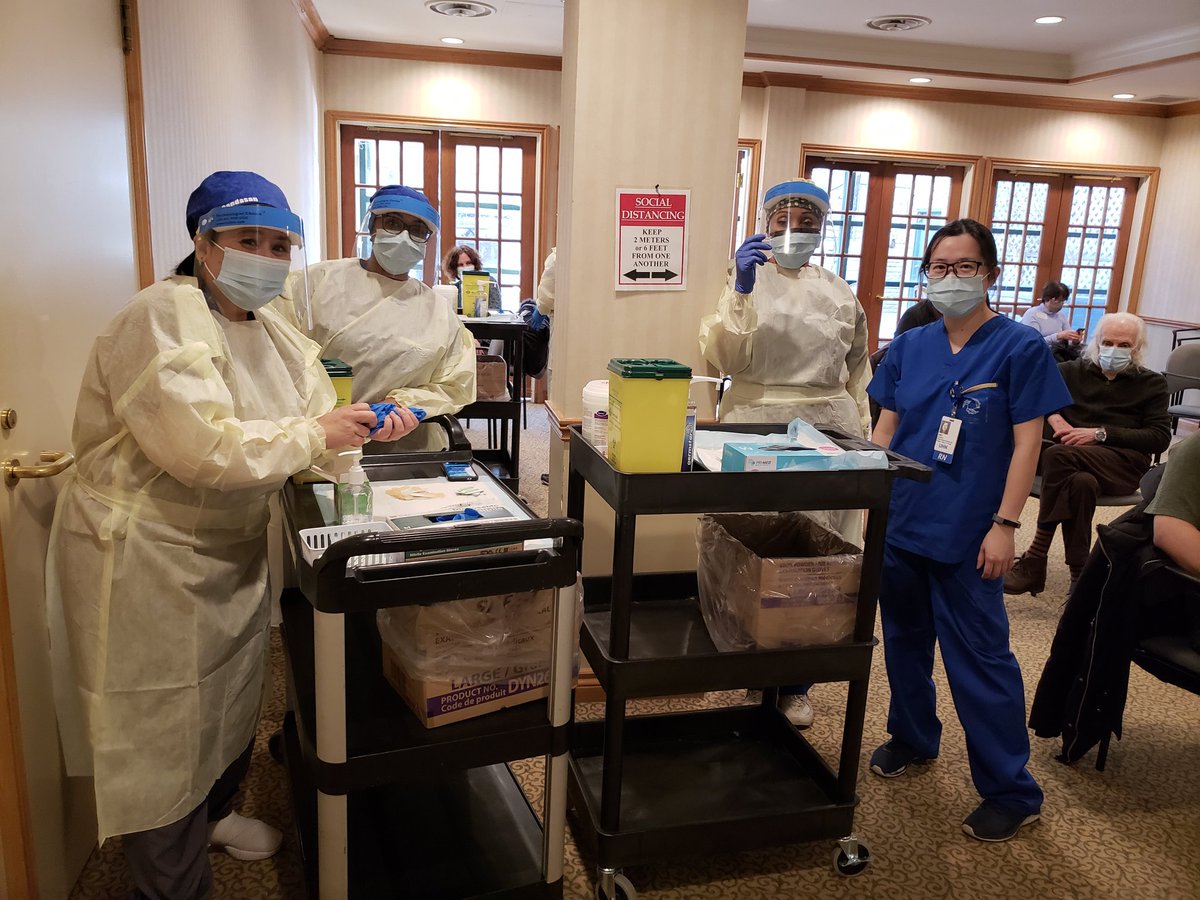 This is how #teamuhn does it! Afternoon shift... Next up Amica Balmoral Retirement Home in Toronto #crushingcovid with Inthuja, Amy @Eugena41115122 @CarolynFranke #RnSuperstars and Dr Esho. Here are photos for you @BDHodges1! Thx for your leadership w/@AranyTeri @KevinSmithUHN