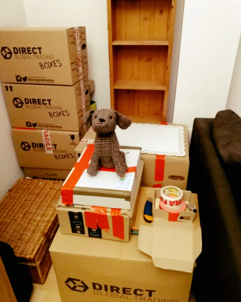 DGTboxes's tweet photo. A busy #NewYearsDay of box #packing for atnumber_15 on #Instagram!
We're so happy you love your #boxes and wishing you good luck with the #move! π
Don't forget to send in your #movingday photos, we love to see our #DGTboxes in action!π¦πΈ https://t.co/E8sQskFZ7R
