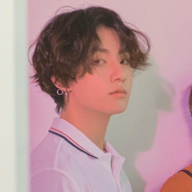 doll faced jungkook; a beautiful thread