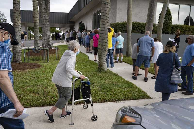 TheOrlandoTimes's tweet photo. Officials: Evidence of UK Virus Strain Found in Florida Man. Please continue to practice CDC guidelines, wear your mask and social distance. https://t.co/XYw9yC14t1