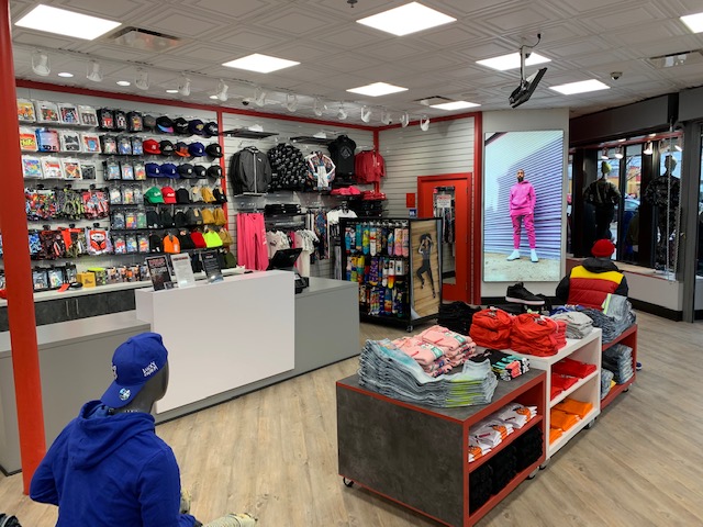 DTLRVILLA's tweet photo. 🚀 🚀 🚀 2021 Is Here &amp; So Are We!!
🔑 🔑 🔑  DTLR - KEDZIE PLAZA has re-opened!

Fully stocked w/ the latest releases, fresh apparel and more.  Stop by and shop with us today!

📍 DTLR - KEDZIE PLAZA
800 N. Kedzie Avenue
Chicago, IL 60651
@mikestreetz

#DTLR
#Chicago
#DisChicago https://t.co/NtH1yvKKAW