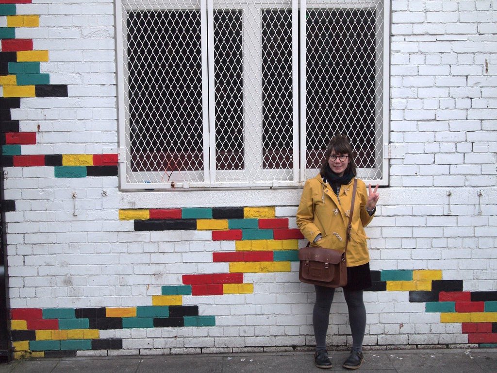 Afterwards we walked through Temple Bar, took some pictures, ate some burgers.