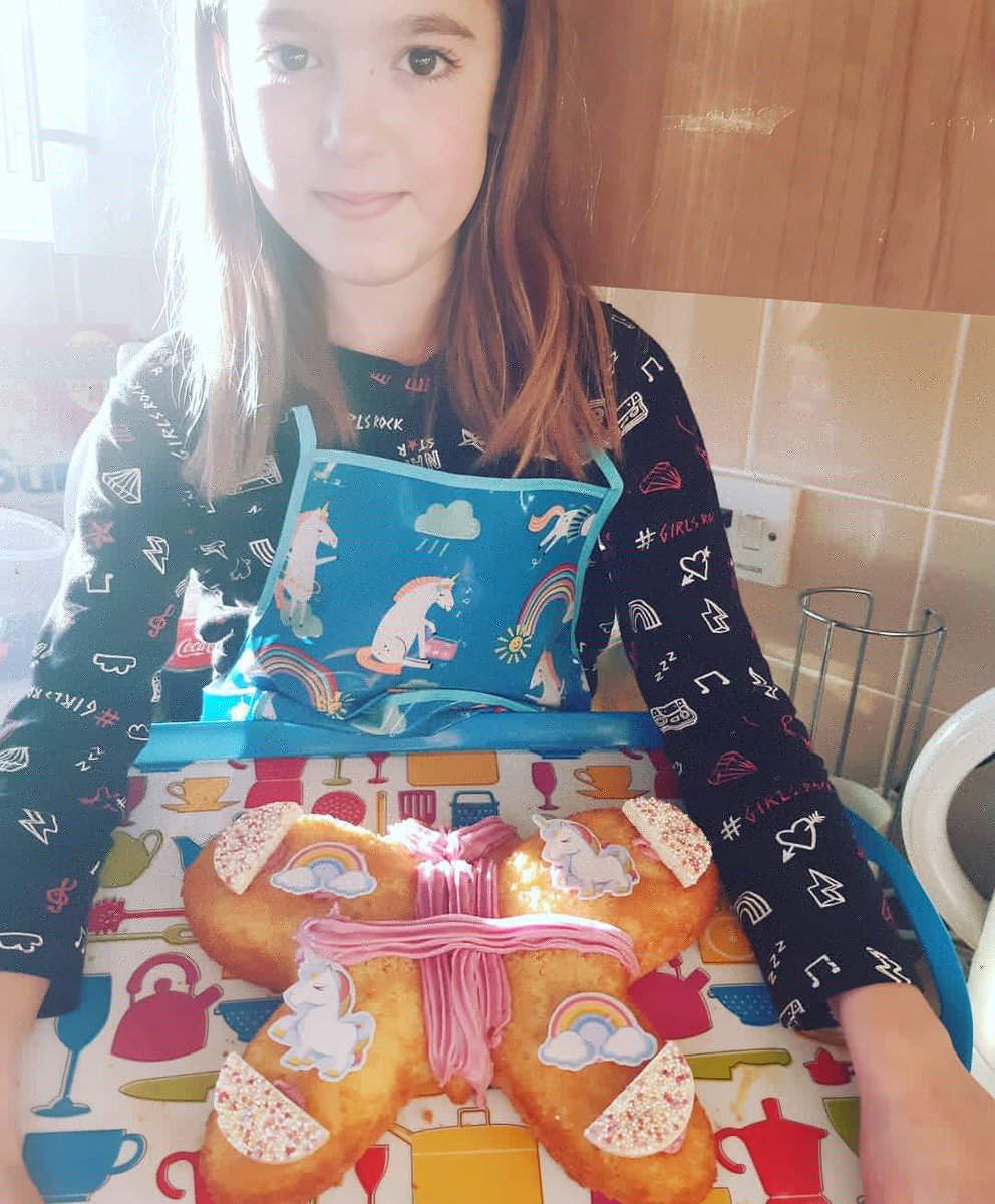 bethanyblake7's tweet photo. @MapleCrossJMI After the  first week of learning Josie-Mae has spent the morning baking a cake. Josie did everything by herself apart from the oven and getting it out of the tin. She wanted to show @MissLumm :). https://t.co/fPwNLDPGmY