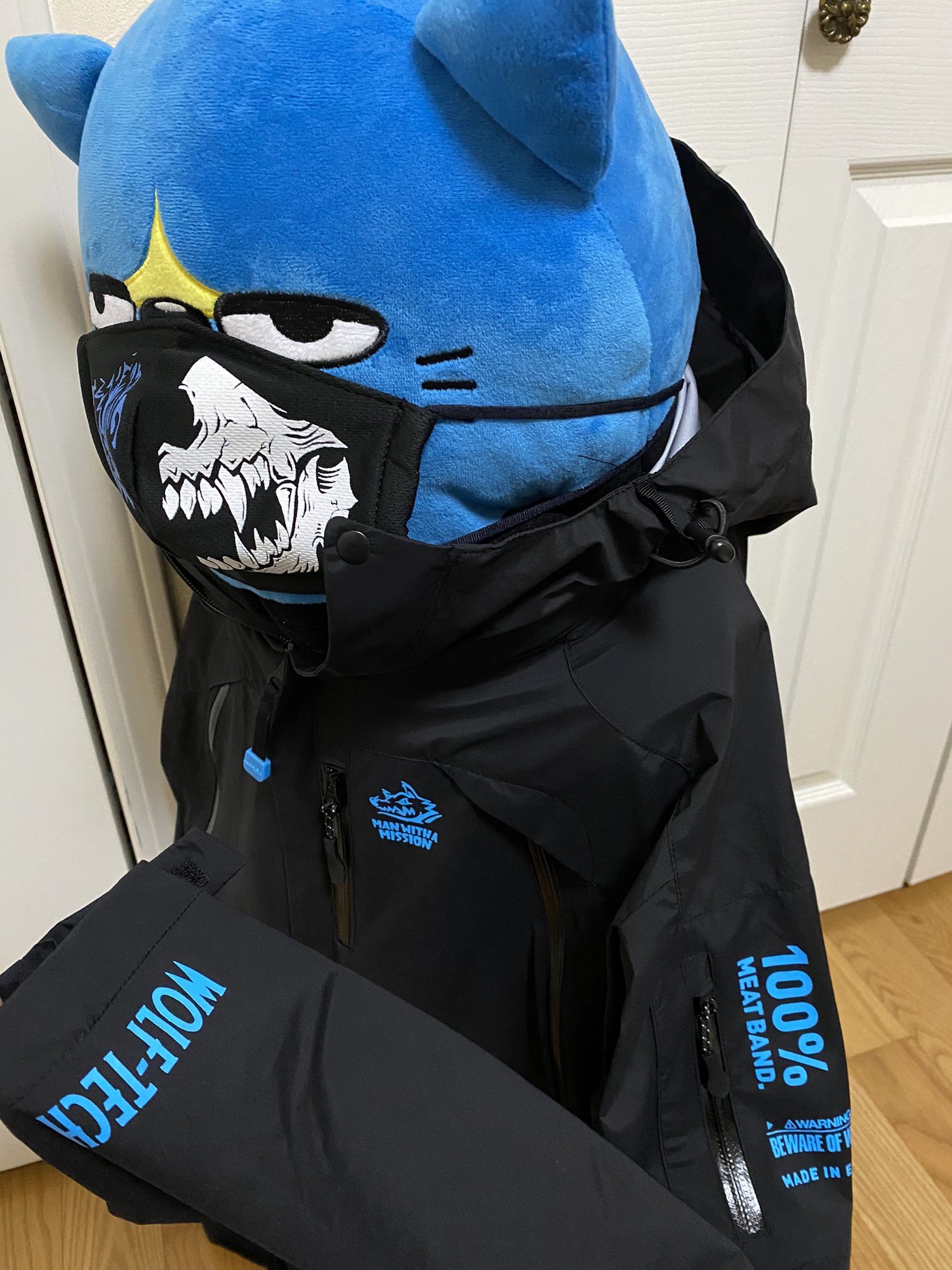 ✨【未使用品】マンウィズ WOLF-TECH JK ネイビー 収納袋付きSサイズ Amazon.co.jp: WOLF-TECH ネイビー Mサイズ MAN WITH A MISSION