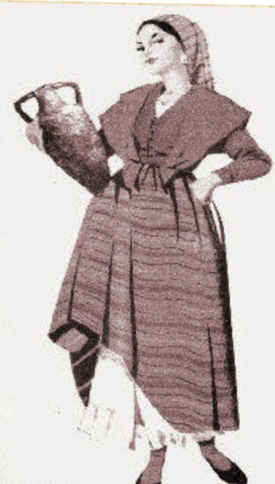 Time to draw my fursona wearing our trad clothing 