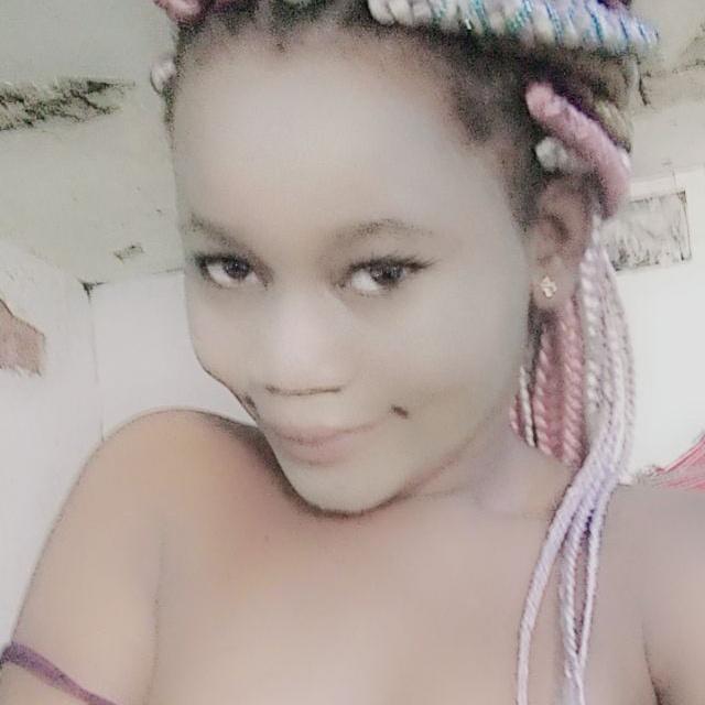 QueenNail5's tweet photo. #NewProfilePic https://t.co/tri3bBlvYp