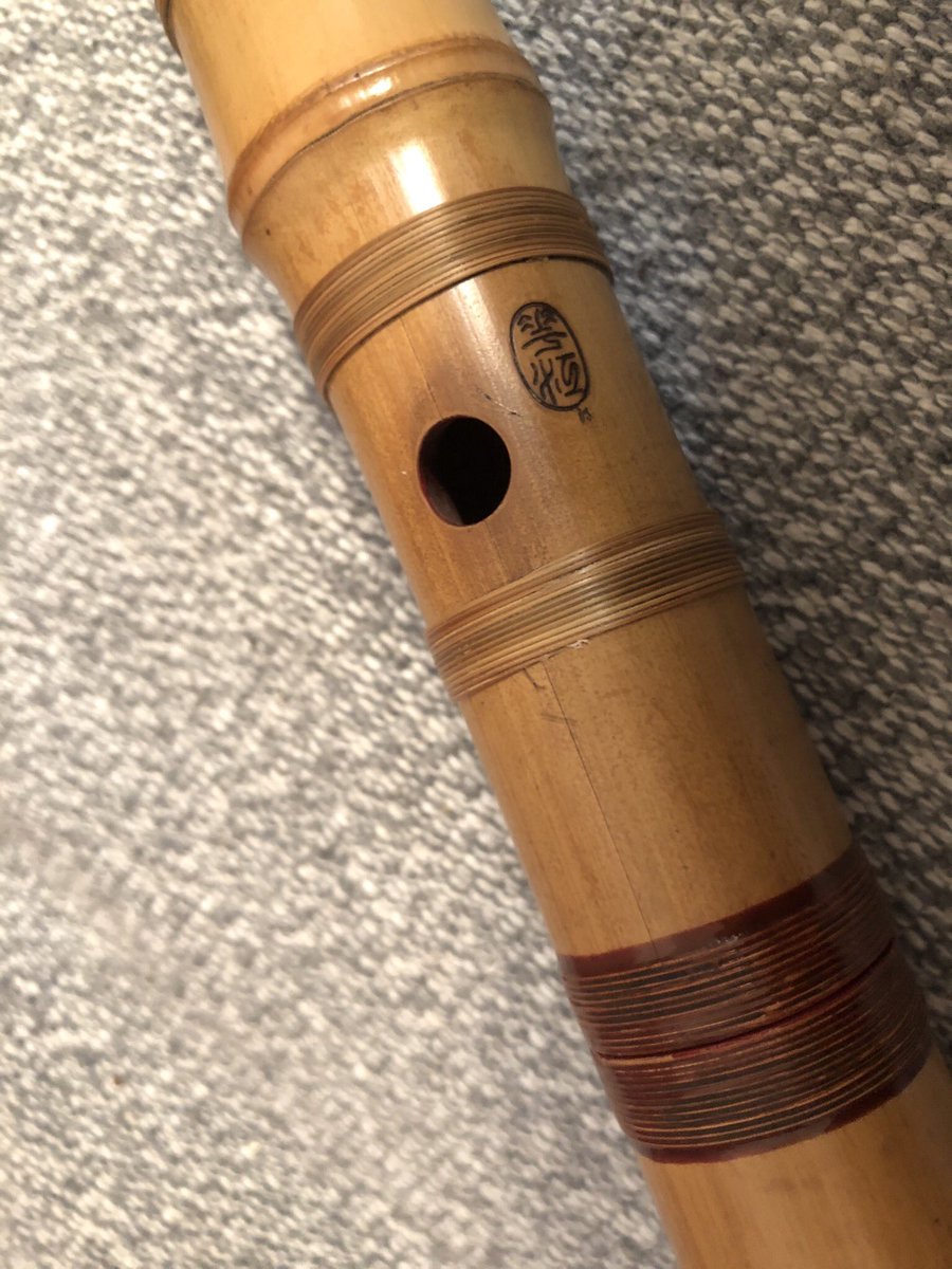 ybliuao's tweet photo. Fixed an old 明暗流 shakuhachi 2.0 that cost 2 days, with oldschool craft. https://t.co/EdAs5FbrT4