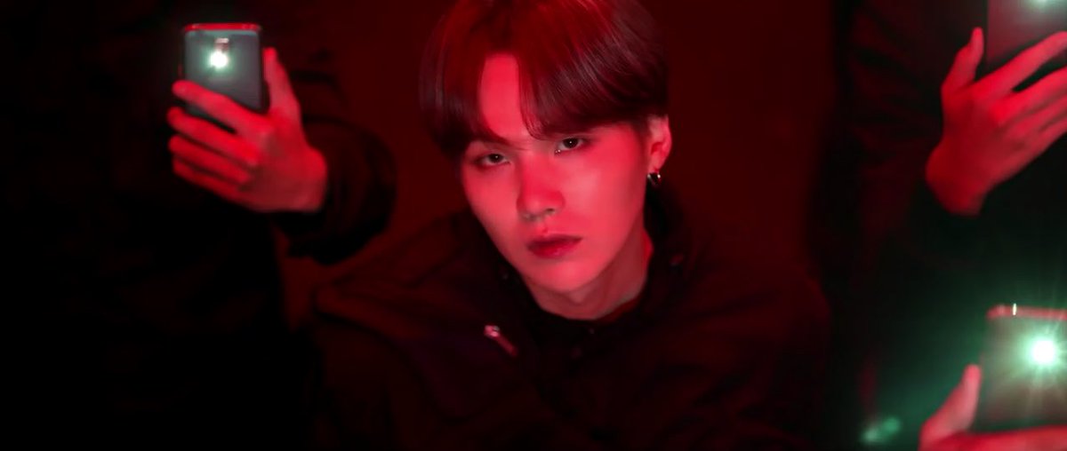 green and red sit on opposite sides of the color wheel, making them complimentary. red is a color that humans associate with danger or violence, which naturally makes people unnerved.(still : beyond the rainbow)