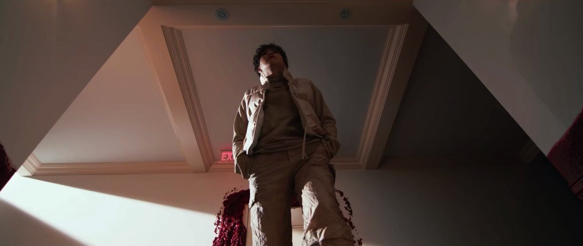 (there are also other different angles that add to this skewed perspective on reality : such as a bird’s eye view and shot from below)