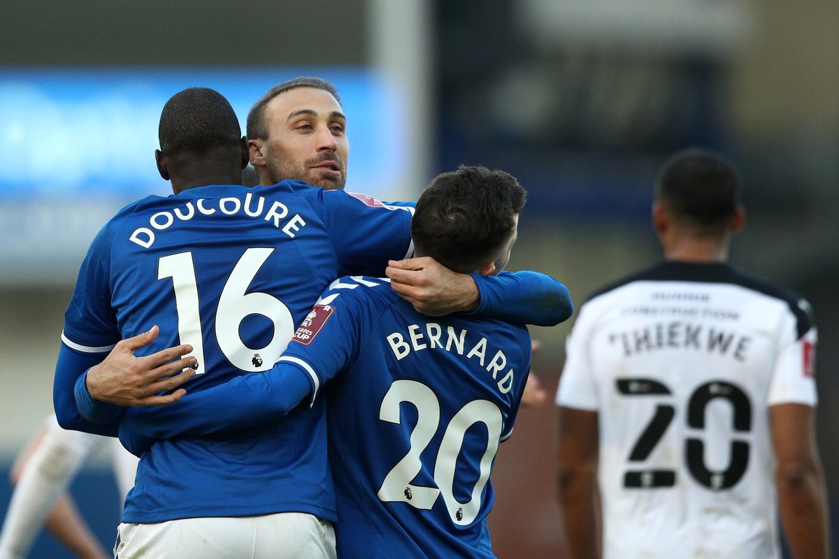 abdoudoucoure16's tweet photo. Up to next round 💙 https://t.co/0GUmqvD6lb
