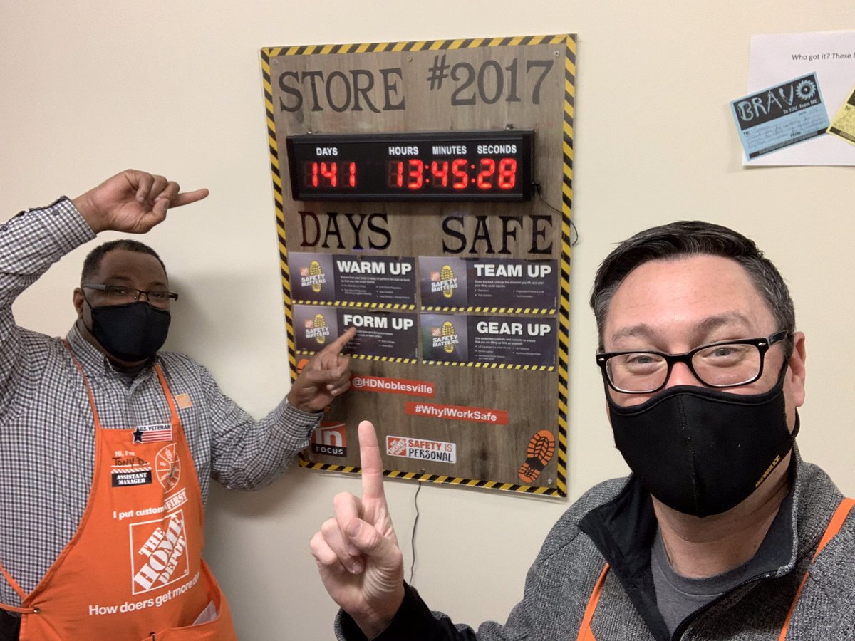 We are so proud of our team for working safe.  They are creating a safety culture by working hard to work safe everyday.  Looking forward to celebrating many more days safe!  Awesome job Team/family 2017. #safetyispersonal <a href="/MAPMTomD239/">Tom Rankin</a> <a href="/BPlantenberg/">Brody Plantenberg</a> @JAgnessTHD <a href="/RennierAsm1970/">Joe Rennier</a>
