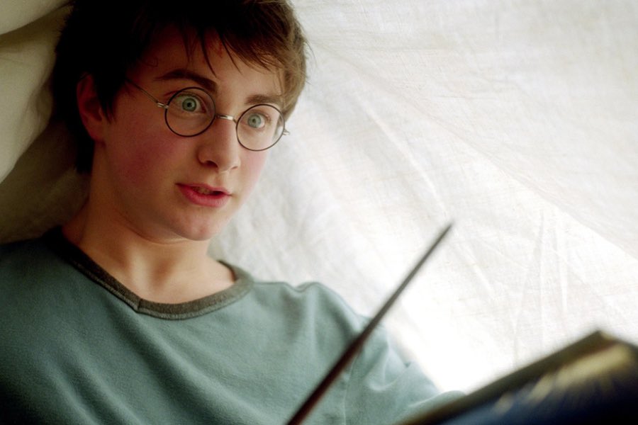 El_Traslador's tweet photo. Cuando la oscuridad se asome, recuerda... ¡Lumos Maxima!✨ https://t.co/o7oB0hha5i
