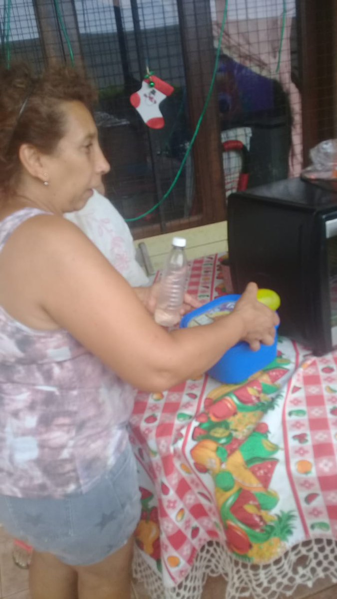 maritoxalcaraz's tweet photo. 🙌Segundo sábado del año acompañando a nuestros vecinos. Gracias #Posceres #Superelarco
#Enero #NoParamos #EsfuerzoCompartido https://t.co/w5xoH3admn