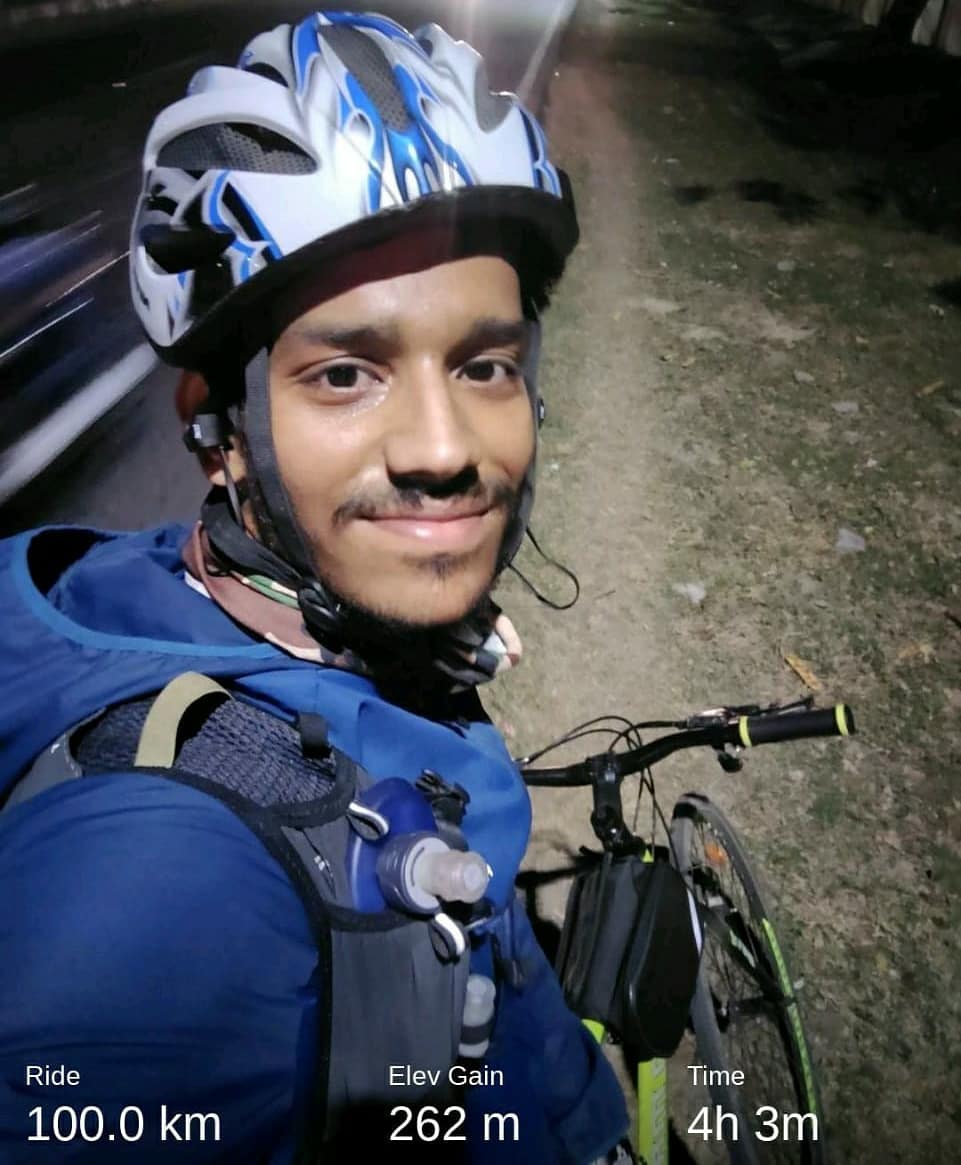YashMishraATHL's tweet photo. It never gets easier, you just become stronger ⚡ First century ride '100km' done of 2021 🚴🚀
With some strong effort 💪
.
.
#cyclistofindia #cyclist #cycling #ultraride #ultrarunner #ultracyclist #kanpurcycling #KanpurRunners #ride #rider #pedal #sedal #gobeyond #crosstr https://t.co/8ymfcwWzUS
