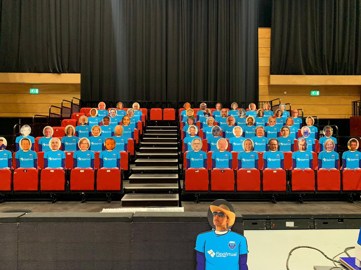 Donar_Official's tweet photo. Een deel van de supporters zit er al helemaal klaar voor! De Pop-up fans. Zondag te zien in MartiniPlaza! Met dank aan Multicopy Assen 👊 https://t.co/EJOtJfy6M6