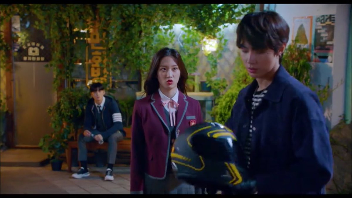 he got into a fight and got hurt bc he tried to follow jugyeong and seojun, in the end he didn't see them so he waited at the comic store just to check if jugyeong got home safely