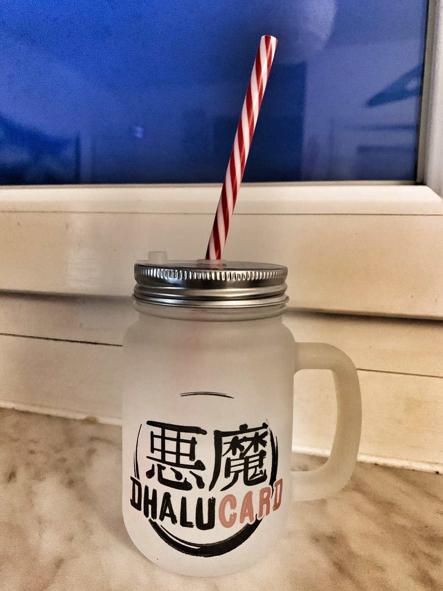 Benga_09's tweet image. Gestern bestellt, heute gekommen 😉 Dienstag kann kommen @Dhalucard #pokerev