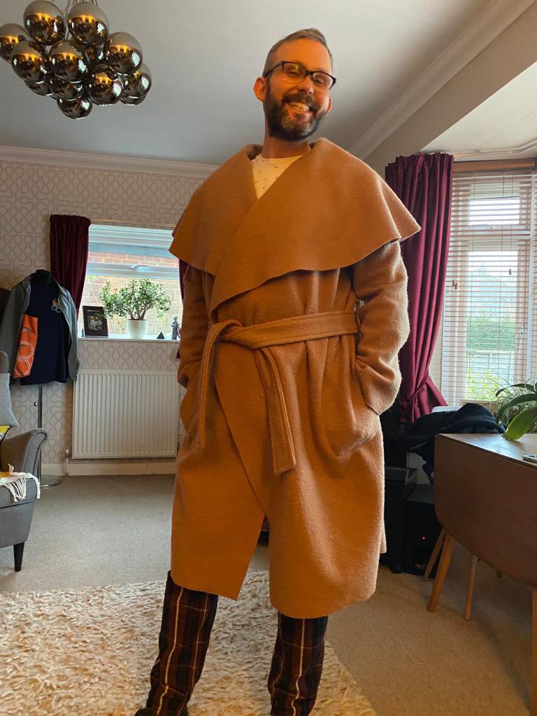 sewmarkfrancis's tweet photo. I finally finished the wrap coat I was making on @SewingStreetTV recently, here in the camel boiled wool this time and lovely and warm too. Do you think it suits me?   

#wrapcoat #boiledwool #camel #lovelyandwarm #doesthissuitme #gbsb #sewingbee #sewing #sew  #sewingproject https://t.co/OYIpoODpN4