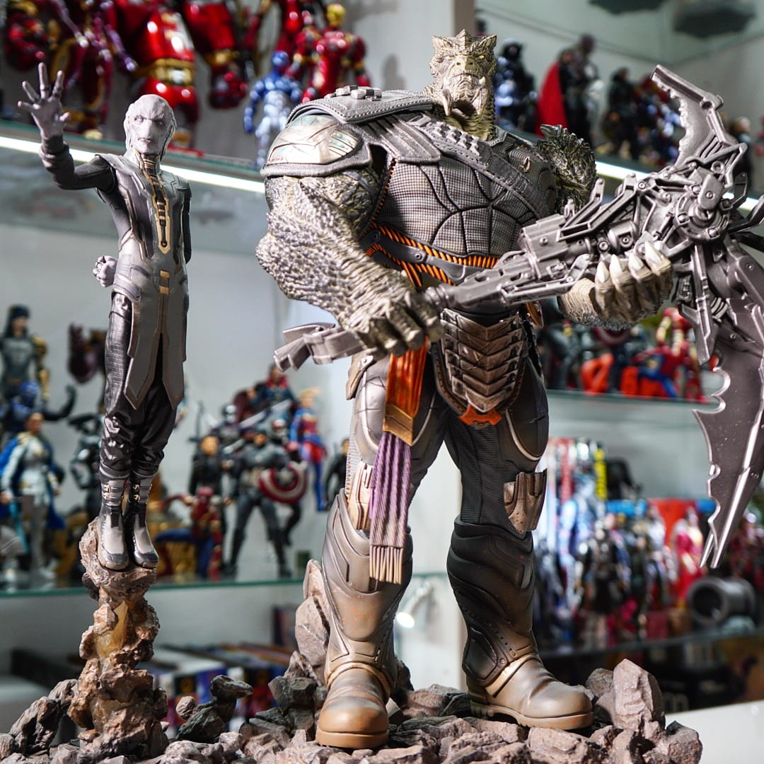 Jump_Toys's tweet photo. Iron Studios 1/10 Black Order Ebony Maw &amp; Cull Obsidian : Earth is closed today #avengersinfinitywar #avengers #avengersendgame #endgame #marvel #actionfigures #toyphotography #ironstudios #thanos #infinitygauntlet https://t.co/8FEbHClJqE