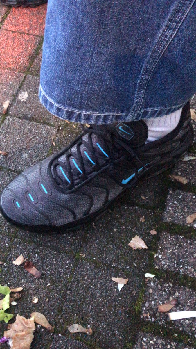 bestibackers's tweet photo. freshe #tns von meinem #bre @noamnink1 sehr #cooler #schuh den du da hast #bratan weiter so mit deinem #heftigen #shoegame 🤌🤌🤌👍👍👍 https://t.co/km0WxEnFDe