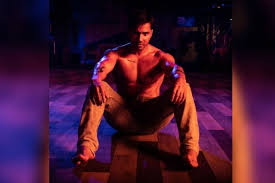 MeeraJennifer1's tweet photo. #RheaSharma who is a orphan , Deaf also dumb but vry cheeful gurl she hides her darkest past in her sweet smiles nd belives in spreading only love  whereas Vd a Rich dancer who lost his passion about dancing bcoz his lose of his gf Meets in evening college 

Vd doesn't like Rhea https://t.co/wMSJRQGIwb