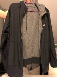 _Patacrepe's tweet photo. Je sais que je suis en retard pour noel mais voici un cadeau très utile pour une idée cadeau. Une veste à double sens, on la retourne et hop, elle prend un tout autre aspect ;) https://t.co/2lV4BVTgGp