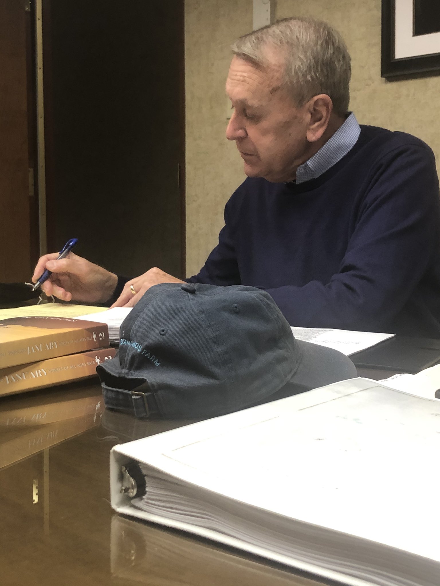 Wishing a happy birthday to and announcer John Henderson! 