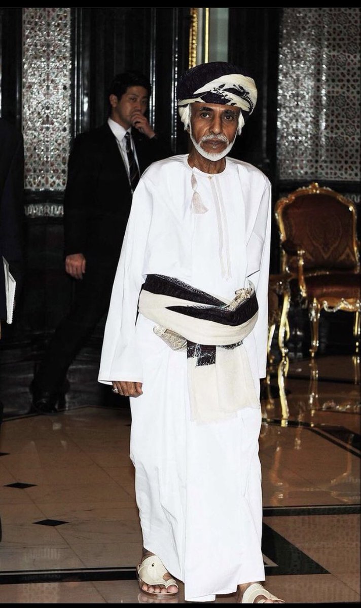 مولانا السلطان طيب الله ثراك 
ستبقى راسخا فينا جيلا بعد جيل
 #ذكري_وفاه_السلطان_قابوس