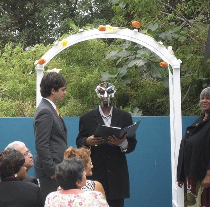 MF DOOM would've been 50 today. 

"He only came to save the game like a memory card"

Happy Birthday. Rest In Peace.