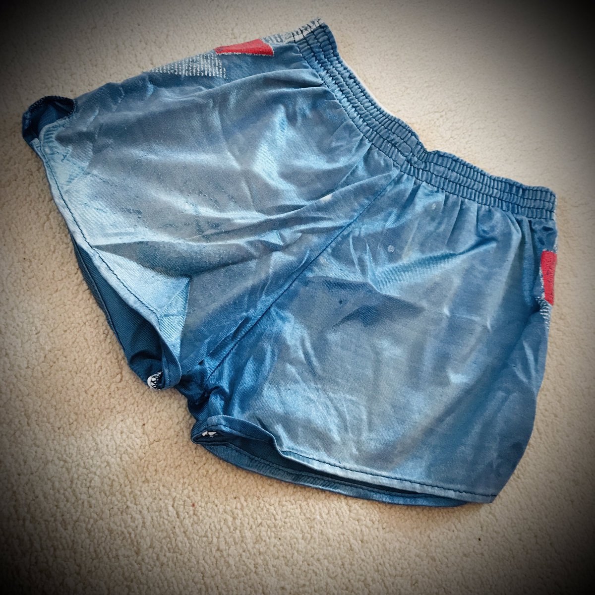 Rather than generic ‘teamwear’ supplied by a manufacturer, shirt designs were genuinely unique to that specific club. Love the keeper shirts, the purple one from  @chrismarps era, the multicoloured worn by  @deankiely40 in the 1993 Play Off Semi Vs Bury