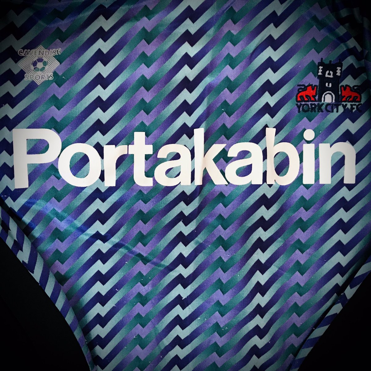 Rather than generic ‘teamwear’ supplied by a manufacturer, shirt designs were genuinely unique to that specific club. Love the keeper shirts, the purple one from  @chrismarps era, the multicoloured worn by  @deankiely40 in the 1993 Play Off Semi Vs Bury