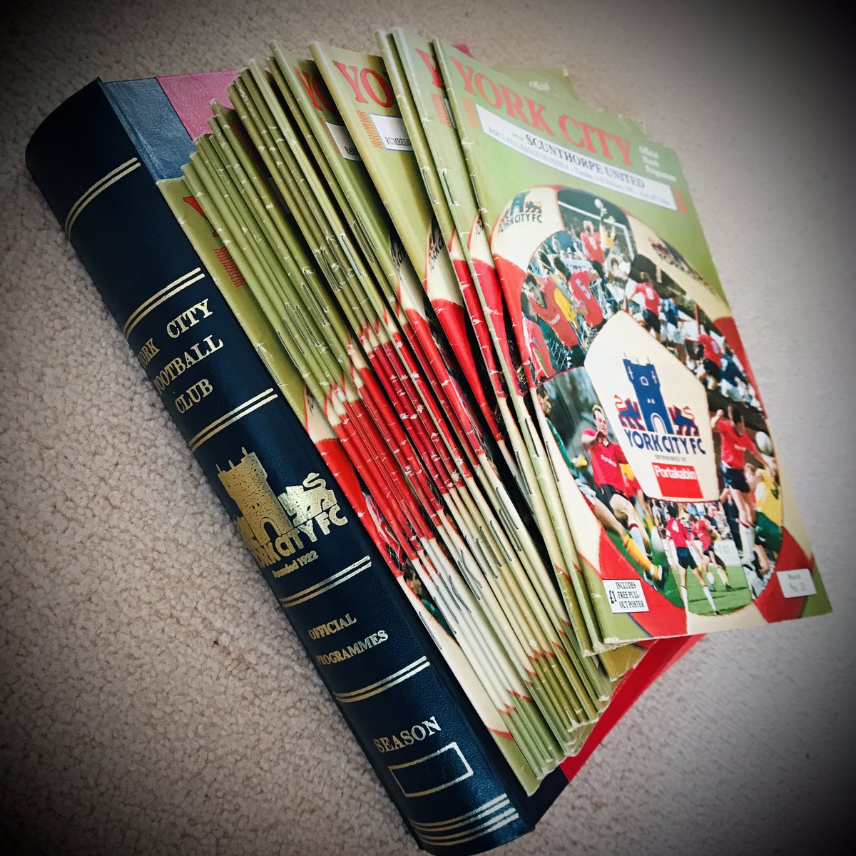 The club would flog their own brand Programme Binders which were pretty smart.Loved the casual tees too, especially the ‘Minster Men’ one with ace illustrations of the likes of  @deankiely40  @mcmillan1968  @tonycanham10 . Tag in any featured player’s Twitter accounts I don’t follow