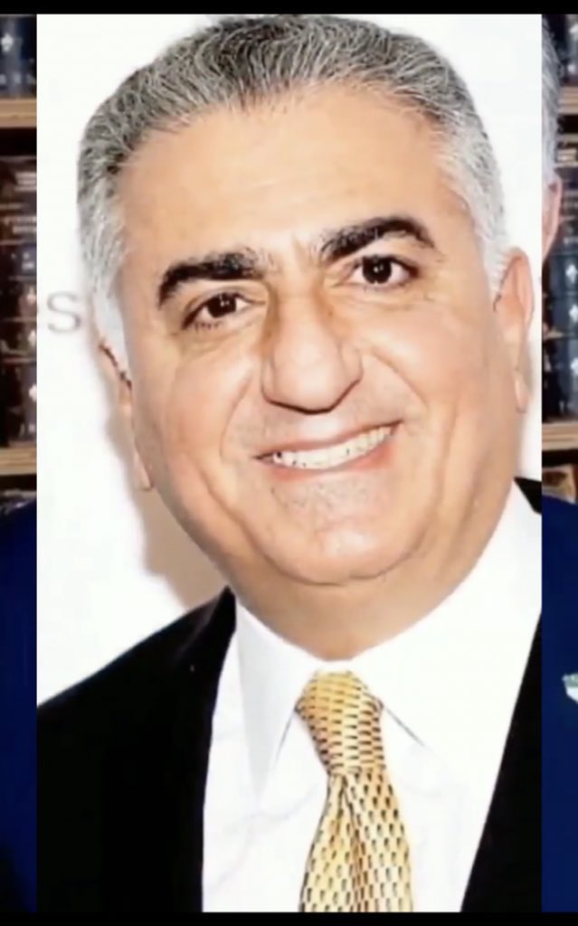 olagh5555's tweet photo. @Eshehforever544 همین امروز هم نباید شاهزاده را تنها گذاشت بعضی ها اصلا یادشان رفته شاهزاده مدام ترامپ ترامپ میکنند یادشان رفته چه کسی ناجی ایران #جاوید_رضاشاه_دوم https://t.co/jtPLr2ofaU