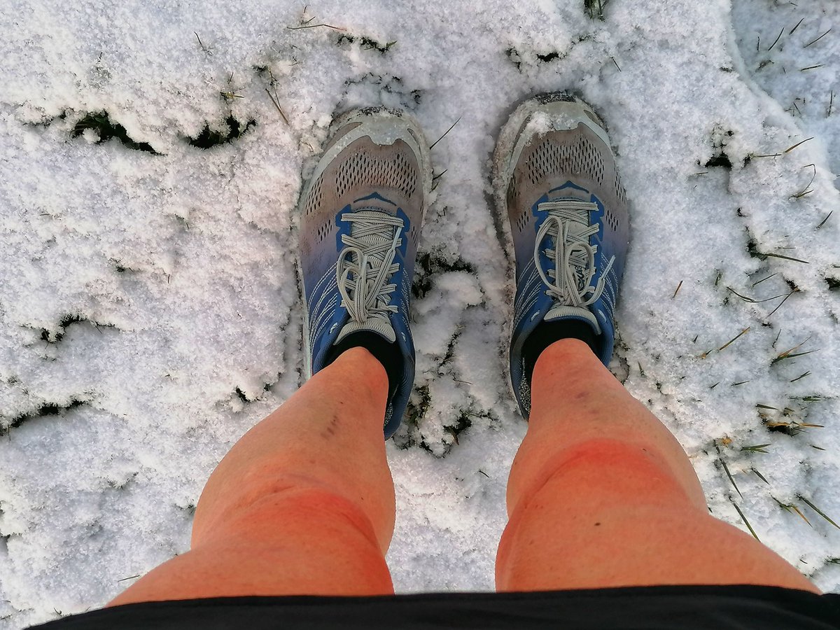 RachReally's tweet photo. The main thing is my legs didn't go completely red in the cold
" There's always one in shorts " said a walker passing by
" Actually it's a skirt "
" Well that's ok then "
#idiotrunner
#refreshingrun https://t.co/TvFLB7ej14