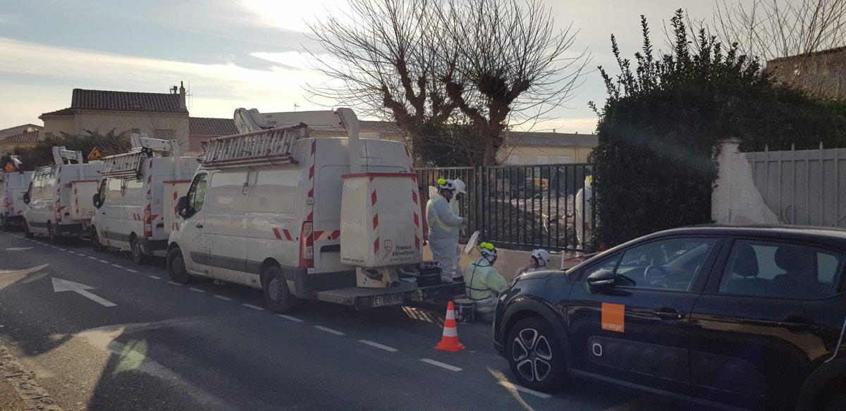 OrangeOccitanie's tweet photo. ⚠️ incident à Narbonne ⚠️

Malgré nos efforts, vos retours nous ont alerté sur le fait que quelques perturbations persistent pour certains clients fibre

Une équipe est sur place depuis ce matin

Nous espérons un retour à la normale ce week-end pour les clients concernés https://t.co/UbsoUwY3BQ